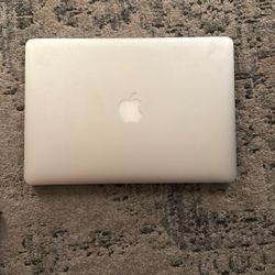 Apple - MacBook Air