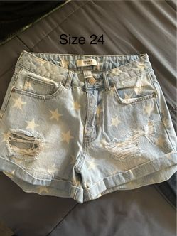 Forever 21 Denim Shorts 24 Like New
