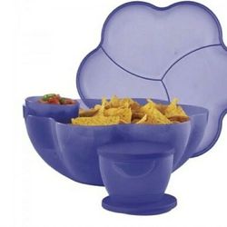 Tupperware Chip And Dip Set In BLUE COLOR