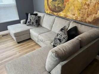 Color Options U Shaped Modular Sectional Couch W Double Chaise Only $39 Down Payment 👉 PLEASE ASK FOR JON GREEN WHEN YOU ARRIVE!