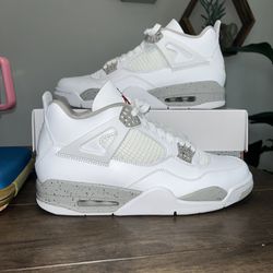 New Jordan 4 White Oreo Size 12 