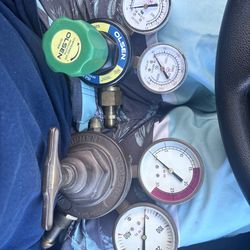 Oxygen/acetylene gauges