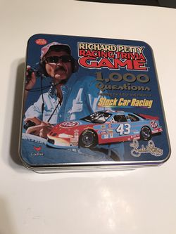Richard Petty stock car trivia game complete with tin box