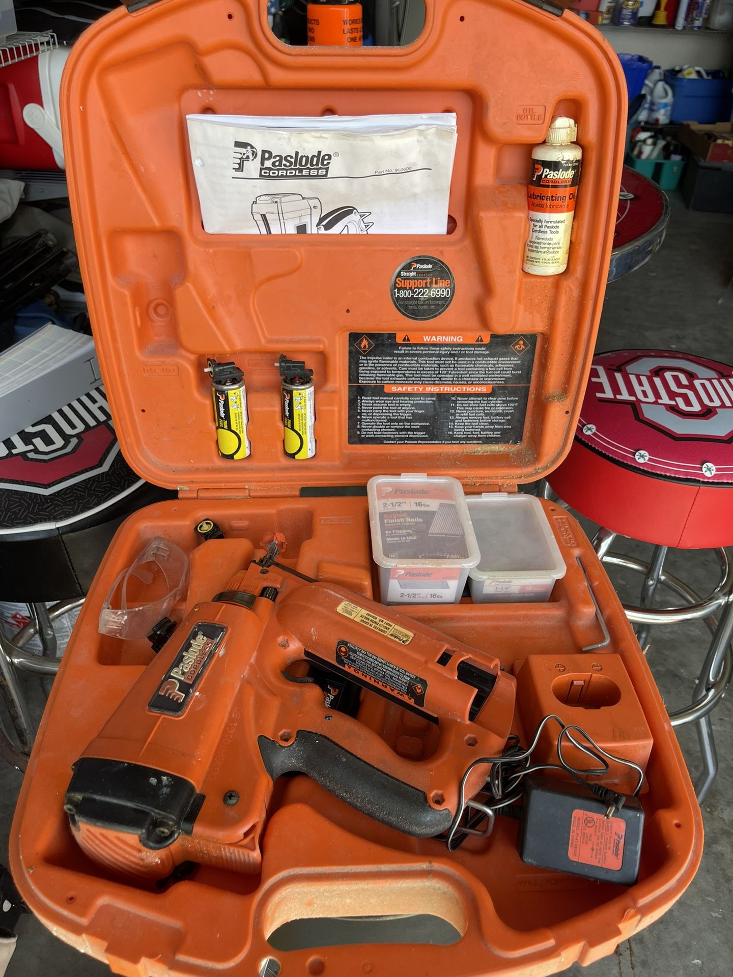 Paslode Cordless 16 Gauge Finish Nailer