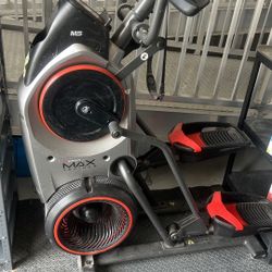 M5 Bowflex Max  Trainer