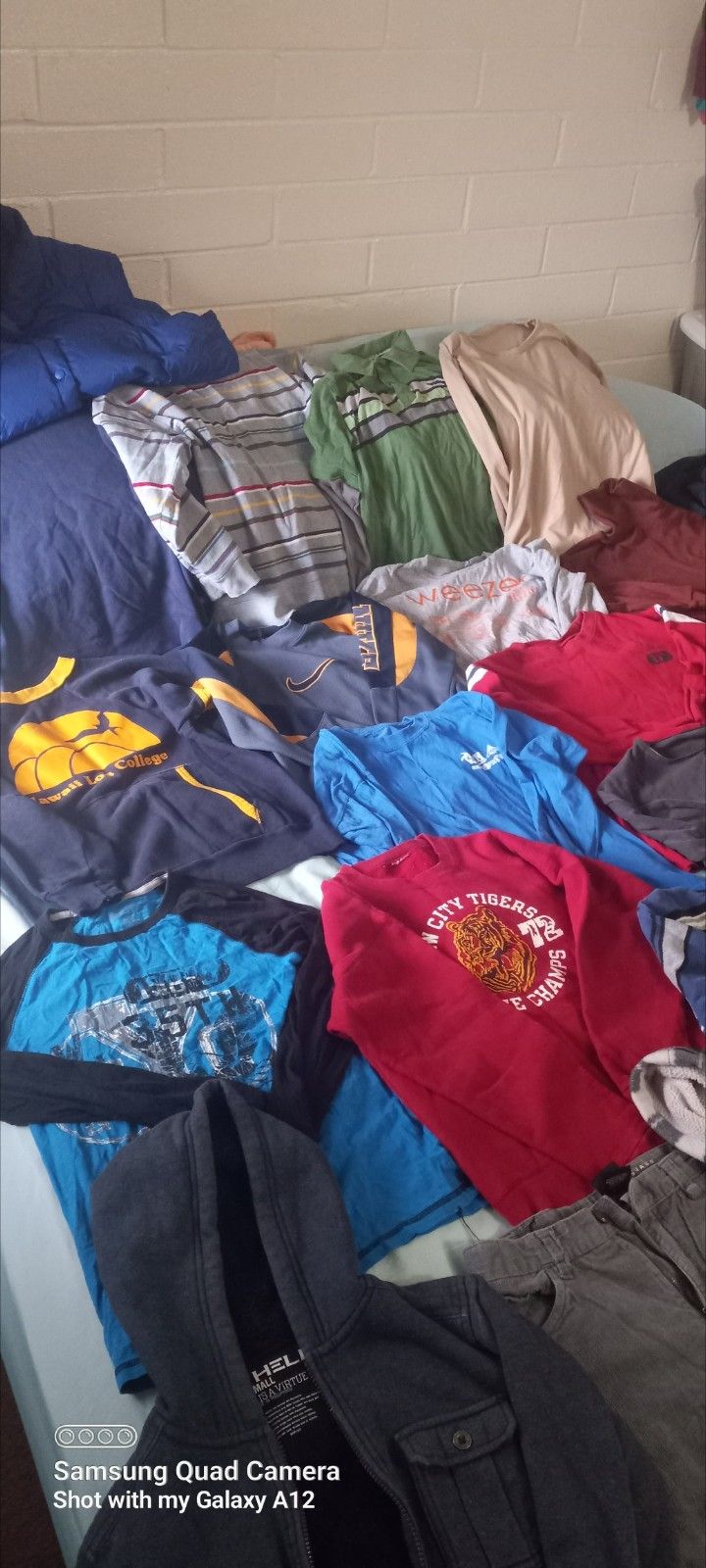 In Exallant Clean Condition Boys Clothes Sizes 8,10,11,12 Years Old Ready To Use All For $25 Check Out All Pictures Pick Up At Country Club And Grant