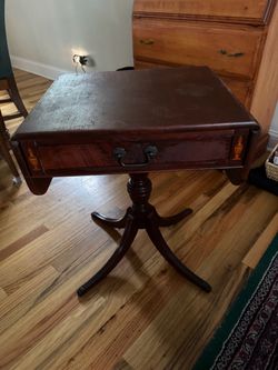 Square Drum Leaf end table