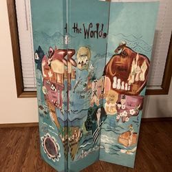 The World kids room divider