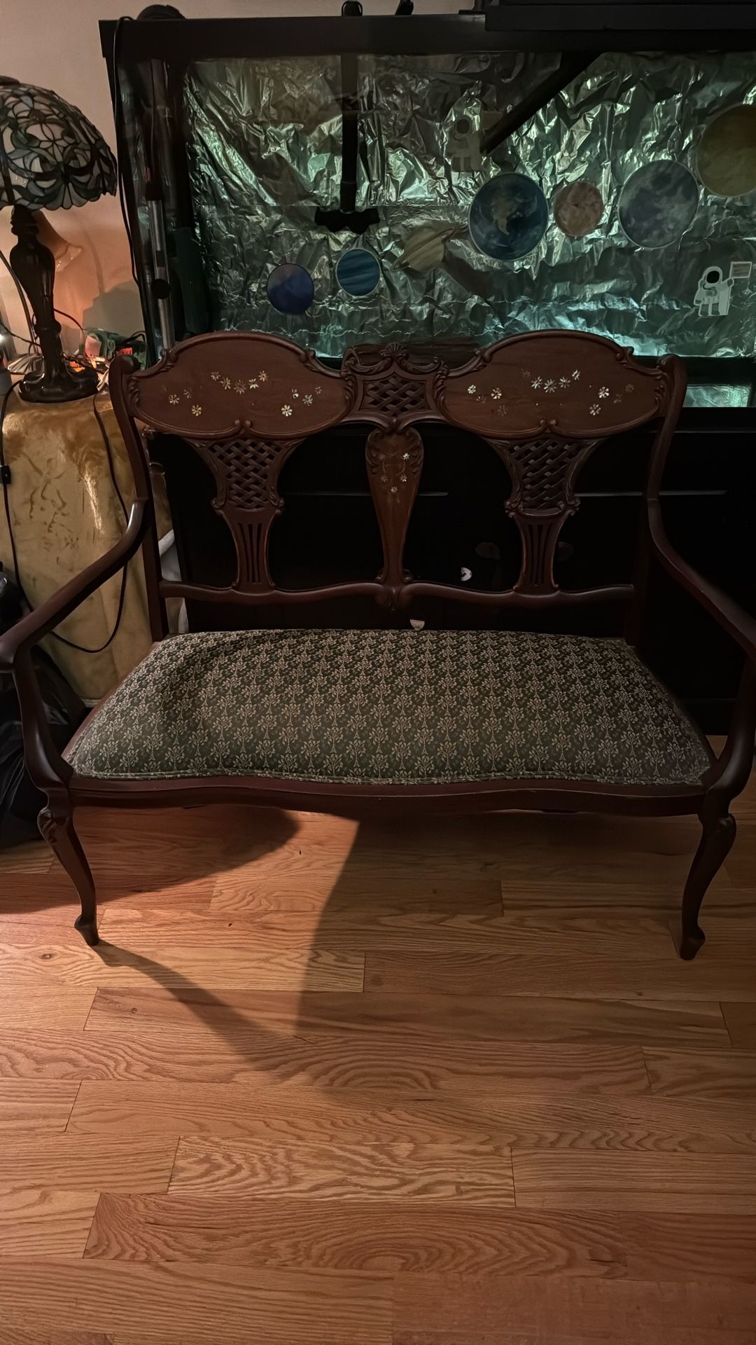 Antique: Victorian Style Sette “double Chair”