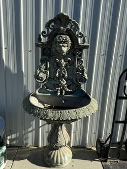 6ft Lion Bronze fountain 