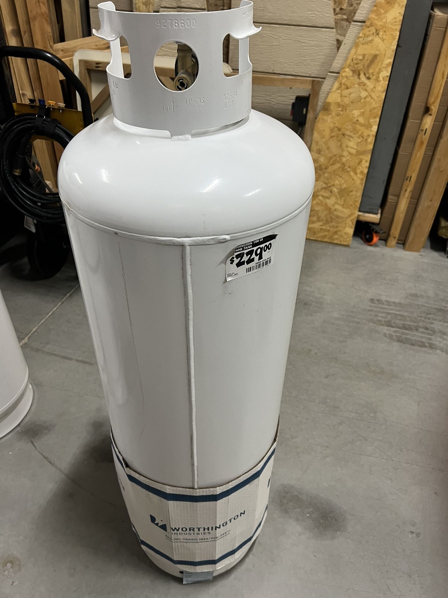 100 lb Propane Tank