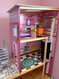 Barbie Play House