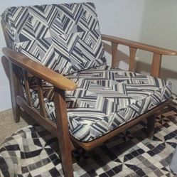 Vintage Lounge Chair 