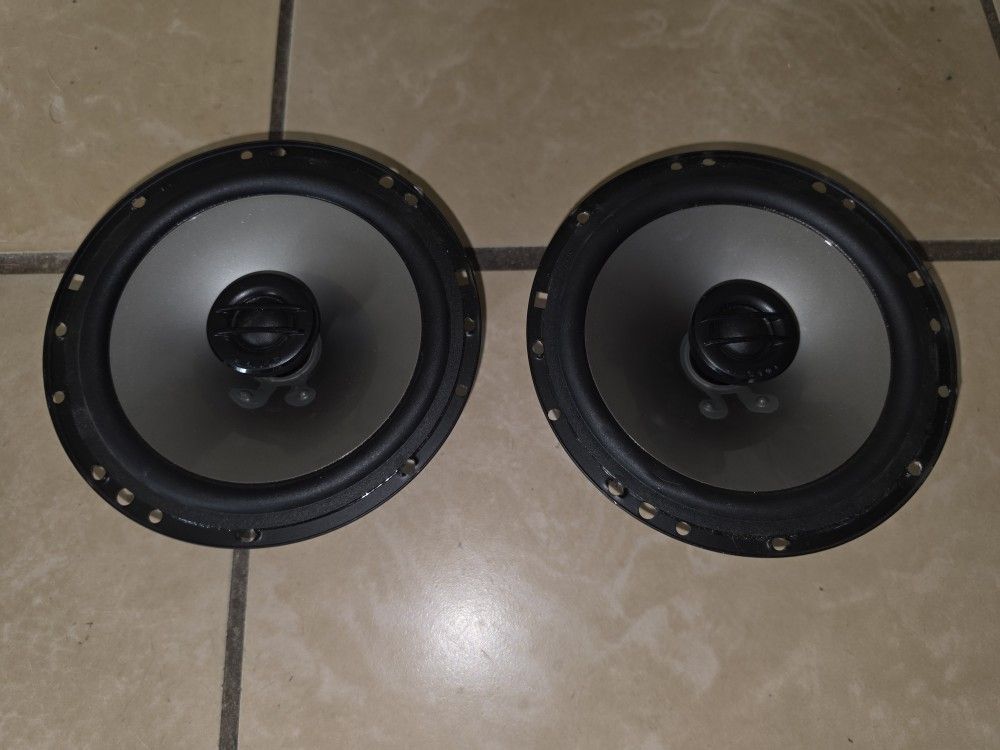 JL Audio C2-650x