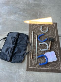 Horseshoe Set