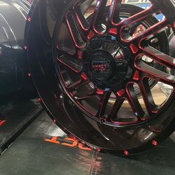 20x12 Or 22x12 6lugg Or 8lugg