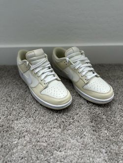 Nike Dunk Low Size 9.5 Men