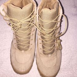 Oakley Assault Desert Boots Khaki Size 6 Model 11904-889WA New