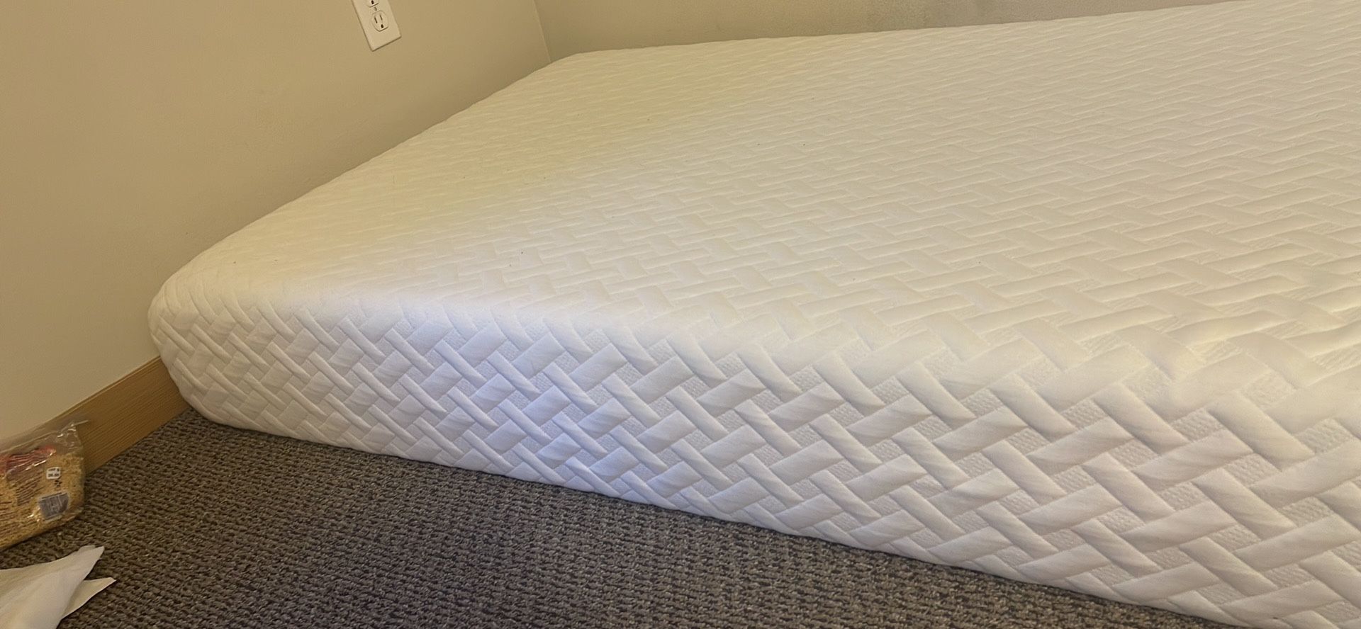 Foam Based Mattress 8inch for Sale in Seattle, WA OfferUp