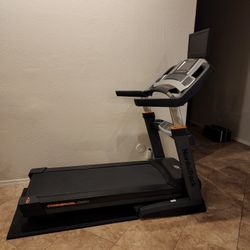 Nordictrack Commercial 2950 Treadmill