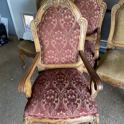 Beautiful chairs Luis Style