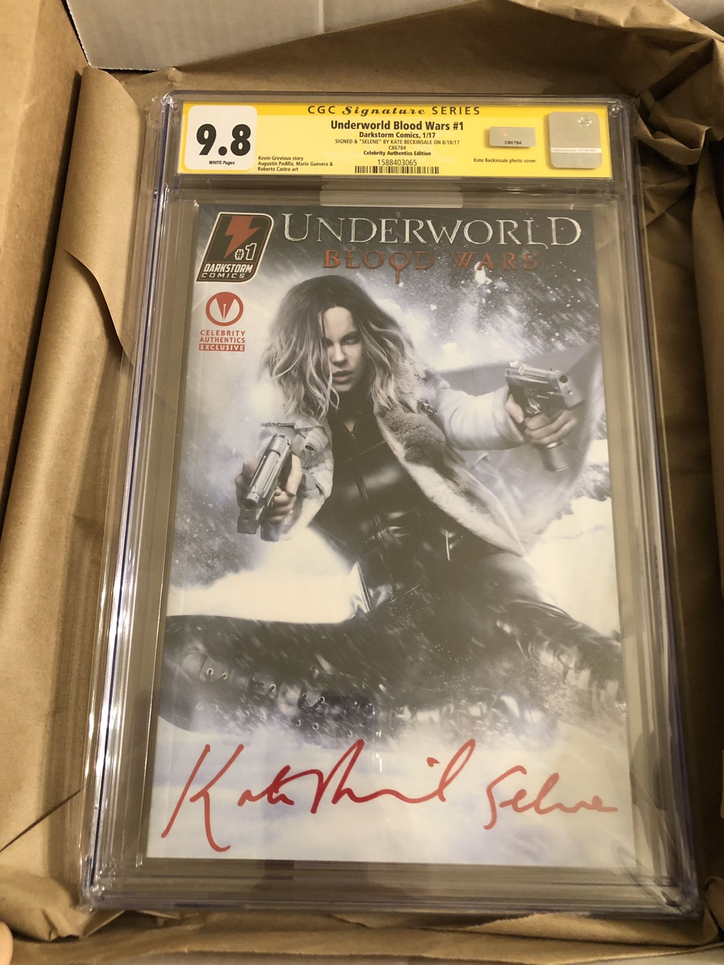 KATE BECKINSALE "SELENE" CGC 9.8 Sig. Series UNDERWORLD BLOOD WARS #1 Variant