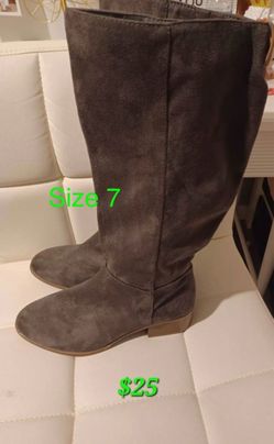Boots for women’s $25