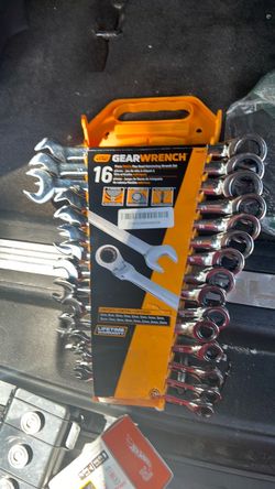 GearWrench 16-Piece Ratcheting Wrench Set