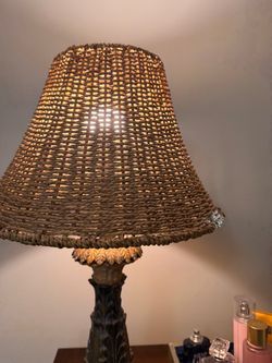 Table lamp