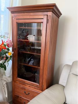 Moving -End Table & Hutch & Mirror