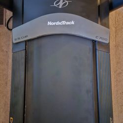 Nordictrack C700 treadmill