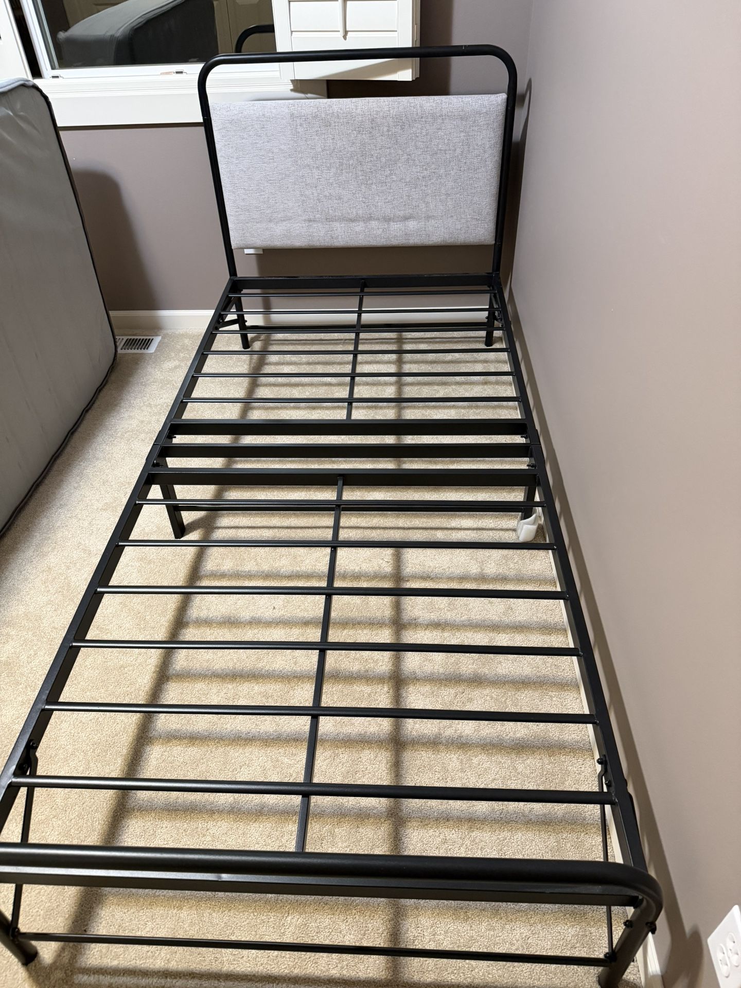 Twin Size Bed + Mattress