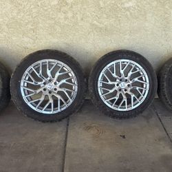 20" LUXXX  WHEELS W/TIRES