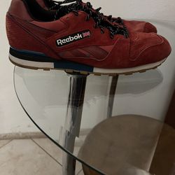 Reebok Classic Phase II Red   Size 11.5   Hard To Find In The U.S.