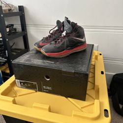 Nike LeBron X Pressure