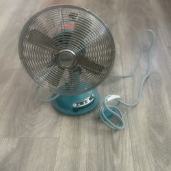 Oscillating Fan
