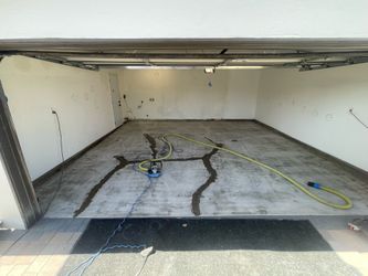 Epoxy garage floors