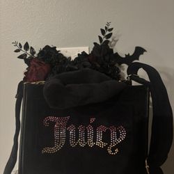 Juicy Couture Crossbody Bag
