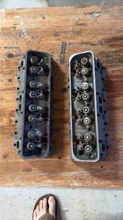 Sbc Chevy heads 283,302,327,350,383