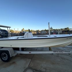 Hewes Redfisher / Boat / Skiff /flats