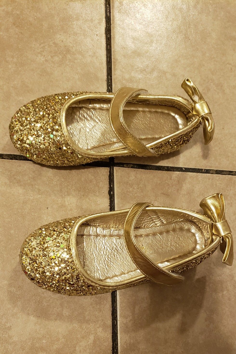 Gold glitter girl shoes size 10c