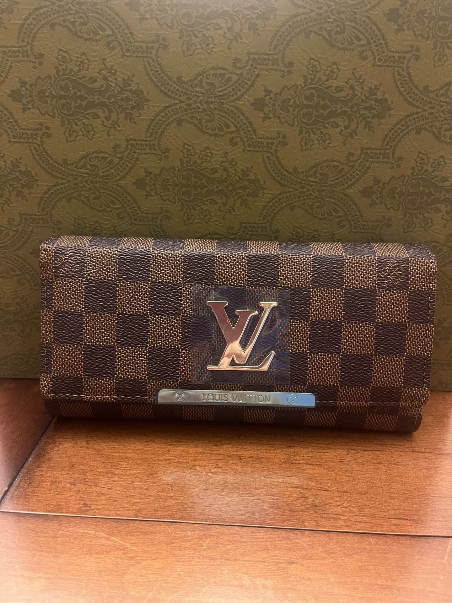 👛billetera De Mujer LV $105