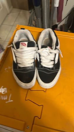 Off the wall vans