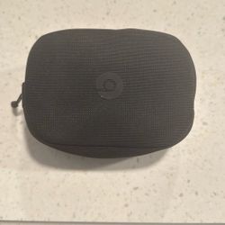 Beats Solo 4- Matte Black