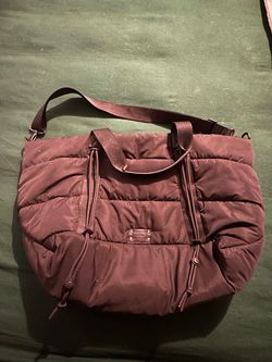 Bearpaw duffel bag