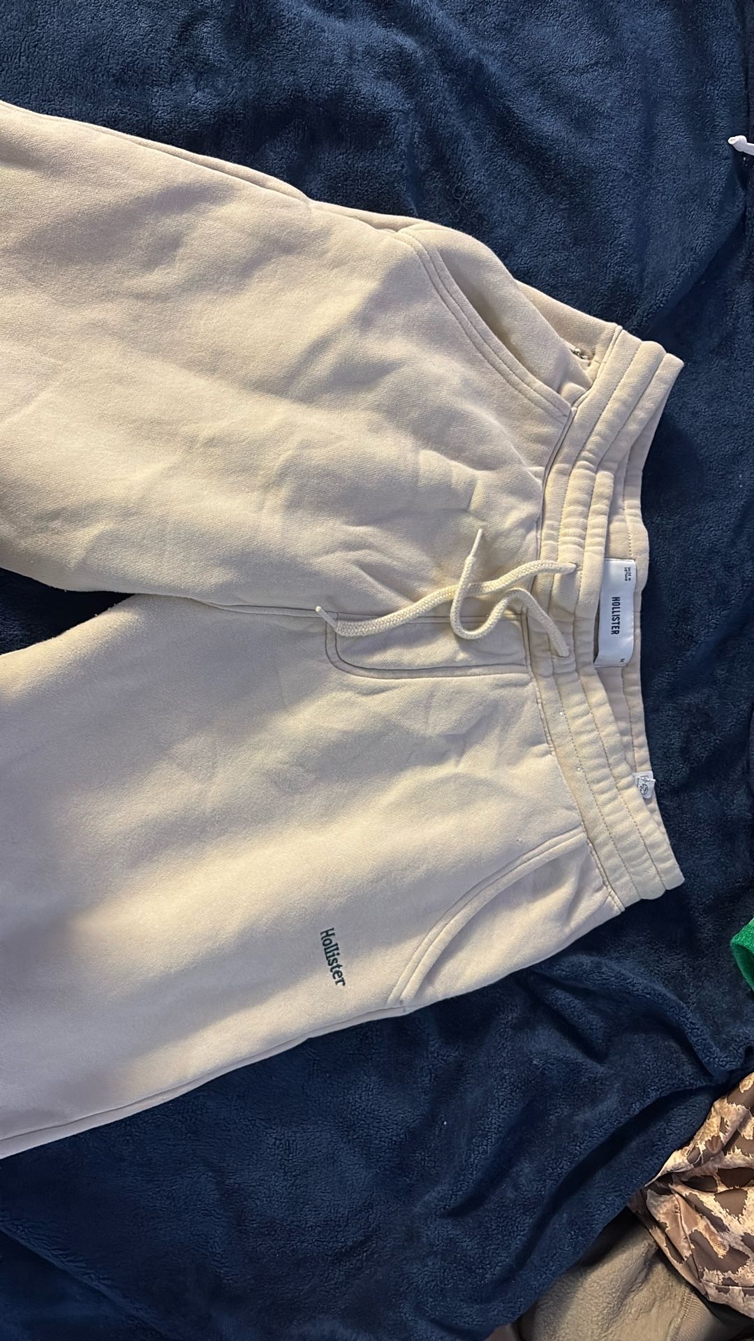 Hollister Sweats