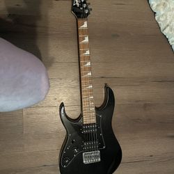 Electric Guitar IBANEZ (LEFTY) - 100$ BRAND NEW NEVER USED