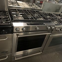 Kitchen Aid 5 Burner Stove With Oven