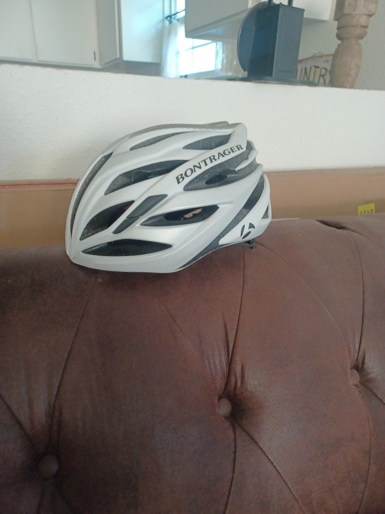 Bontrager Quantum Helmet Medium White