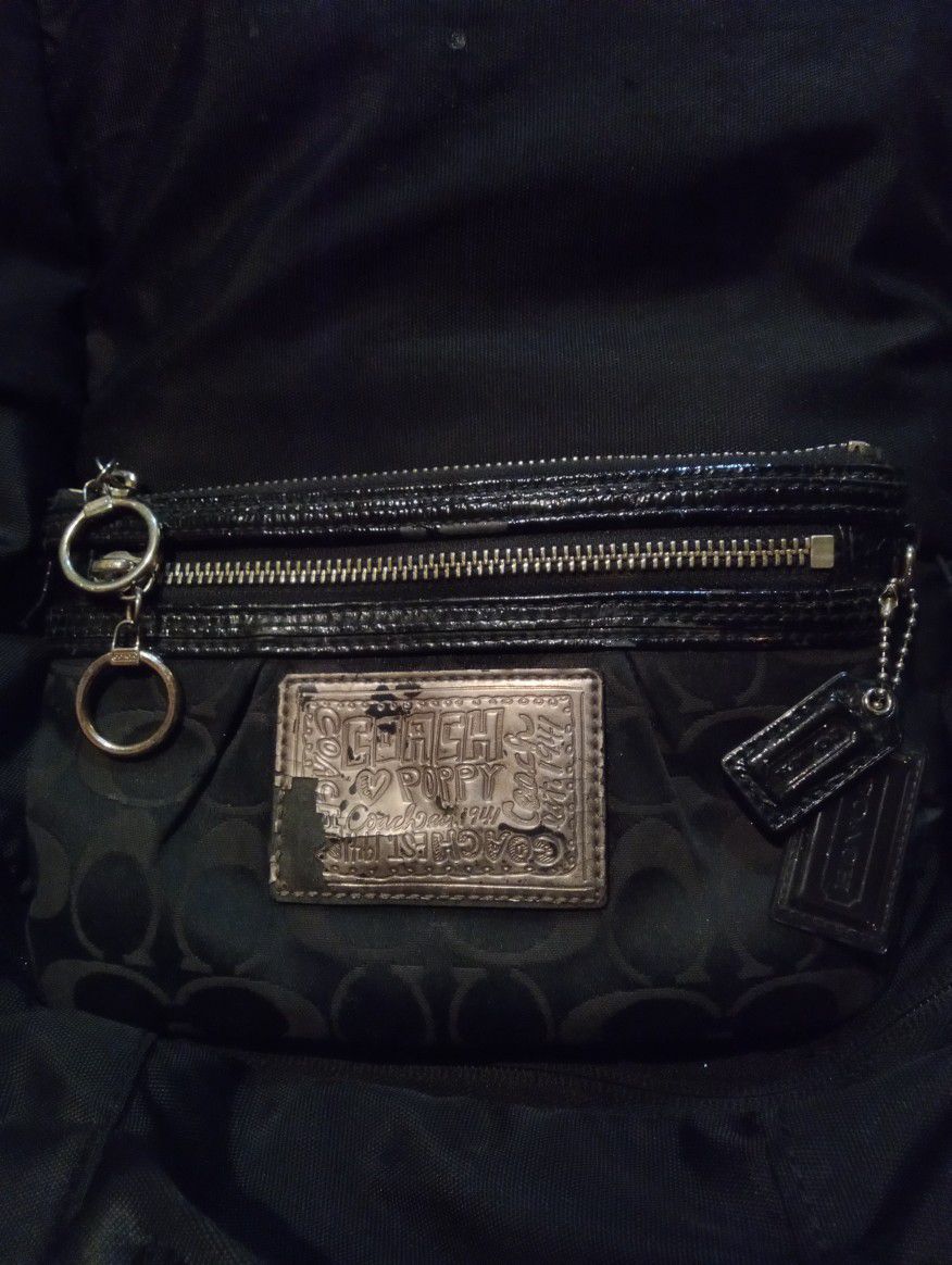 Coach Poppy Textured Black Patent Leather Zip Wallet Wristlet.